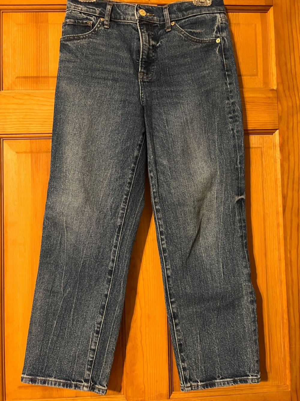 Express Women's Medium Wash Straight-Leg Jeans